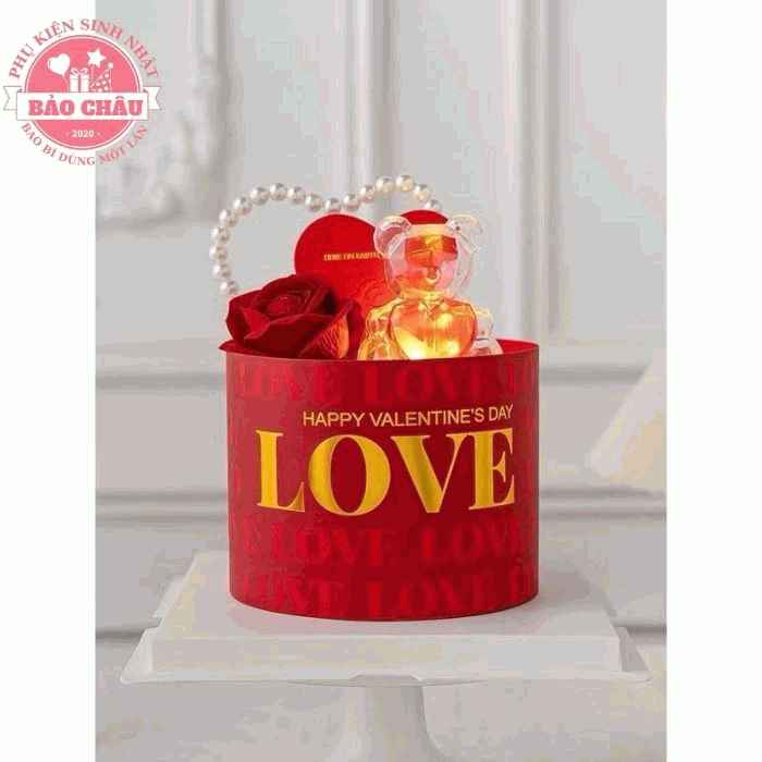 Gấu Có Đèn Trái Tim Đỏ - Phụ Kiện Trang Trí Bánh Kem