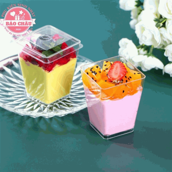 50 Ly Thang Lớn Mica Đựng Bánh Lạnh, Tiramisu, Bánh Macaron, Bánh Các Loại 210ml