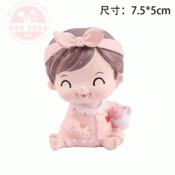Tượng bé gái cài nơ hồng ôm bình sữa-NHỰA MỀM.