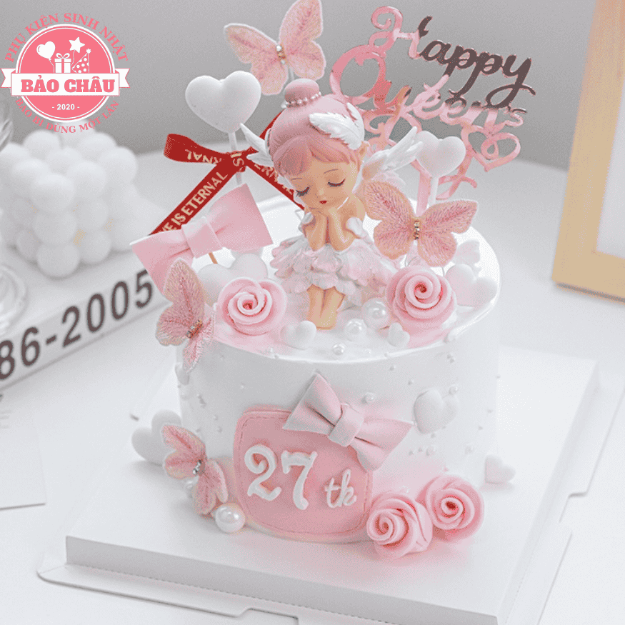 Bí Quyết Chọn Và Phối Hợp Nến, Tượng Trang Trí Cho Bánh Kem Đẹp Mắt